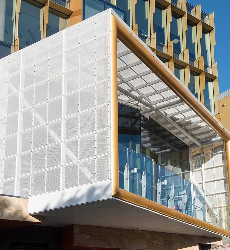 estructuras metalicas construccion soportes chapas perforadas
