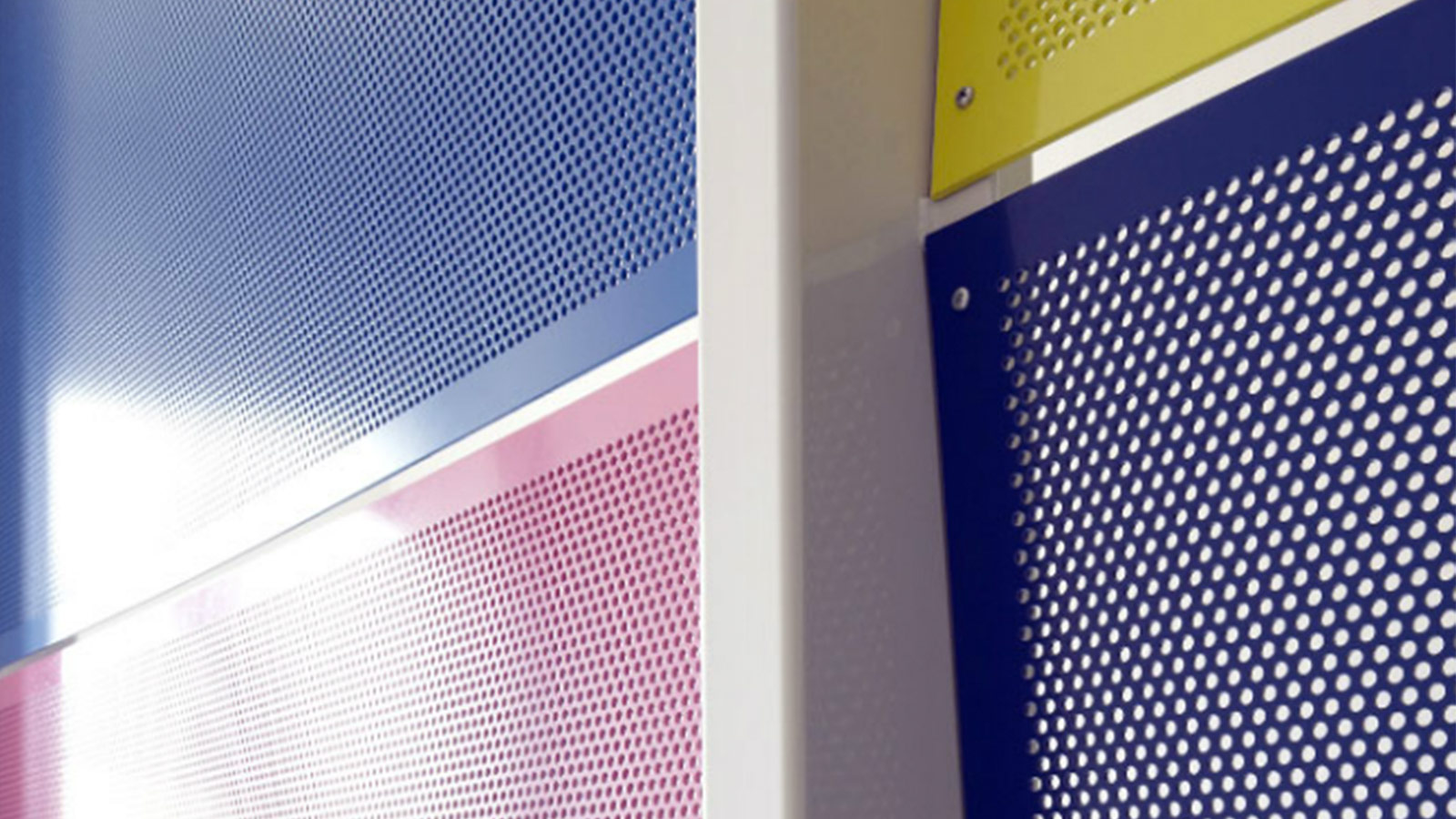 Panel decortaivo metal microperforado