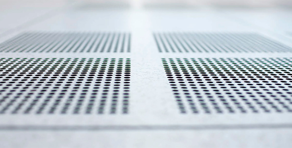 Piso técnico elevado perforado